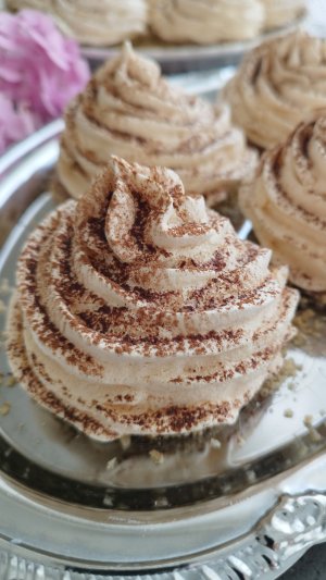 Воздушные пирожные *Мадам Фу фу*