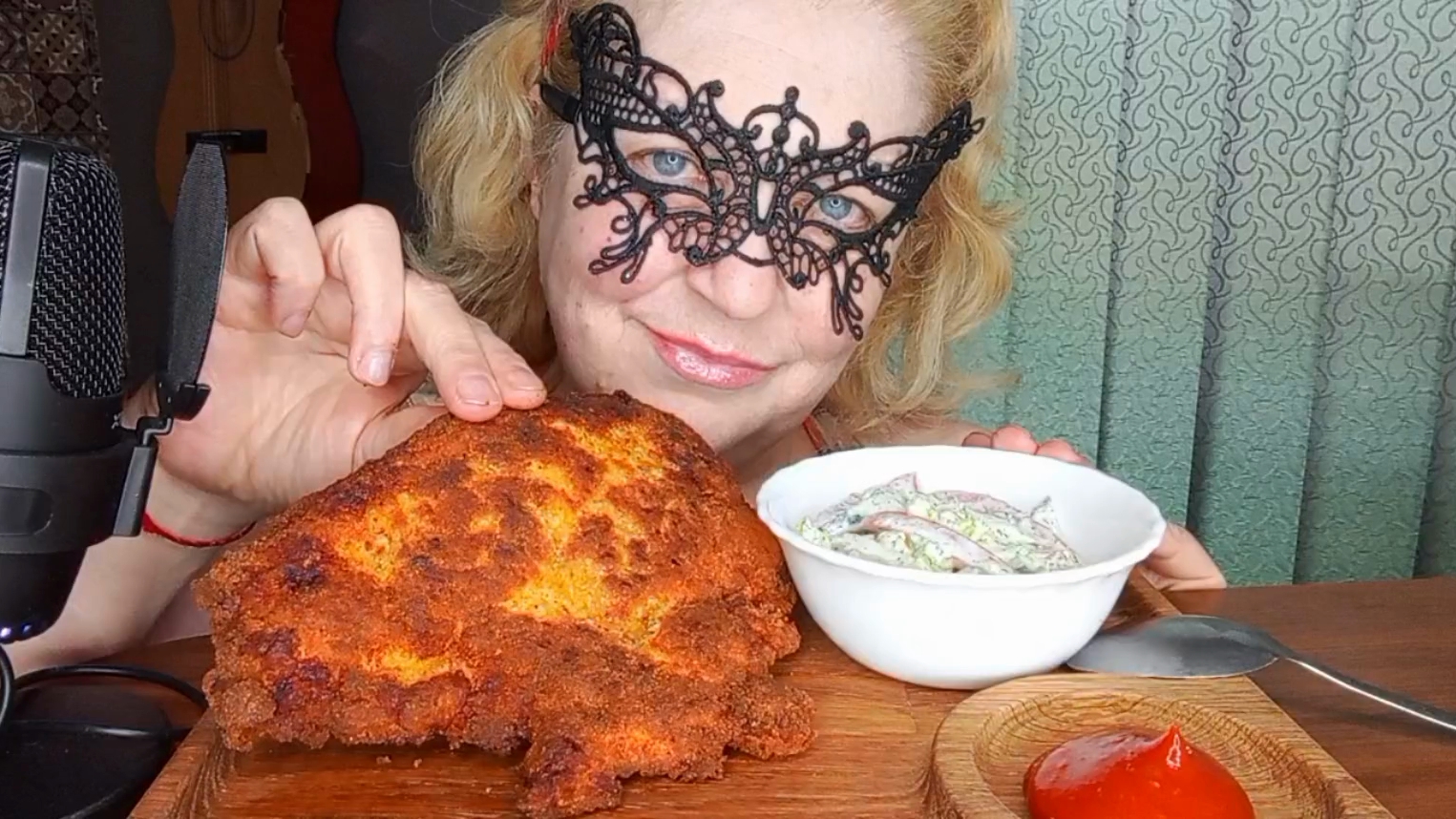 💥МИНИ ОБЖОРЧИК"ГИГАНТСКИЙ ШНИЦЕЛЬ"💥 смотреть онлайн