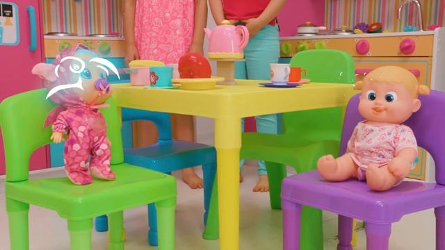 Лучшие истории и песни на колесах для веселых детей! смотреть онлайн