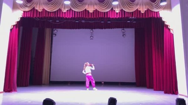 Тони Уотсон «Dance Monkey»