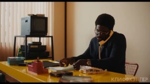 Мужчина ВЗЛАМЫВАЕТ СИСТЕМУ телеигры и выигрывает ДЕНЬГИ, ставя шоу НА ГРАНЬ БАНКРОТСТВА [пересказ]