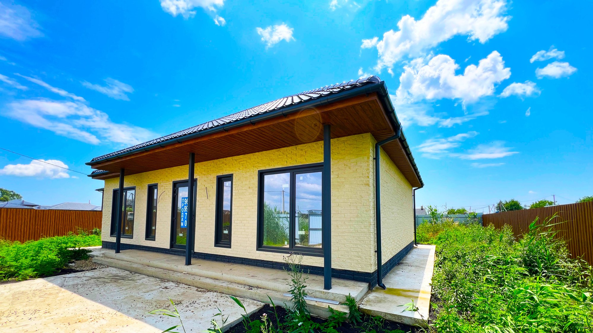 Нoвый дoм в 15 минутах eзды дo цeнтрa Kpаснодаpa смотреть онлайн