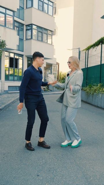 Когда сама уже можешь можешь купить ему квартиру😀 смотреть онлайн