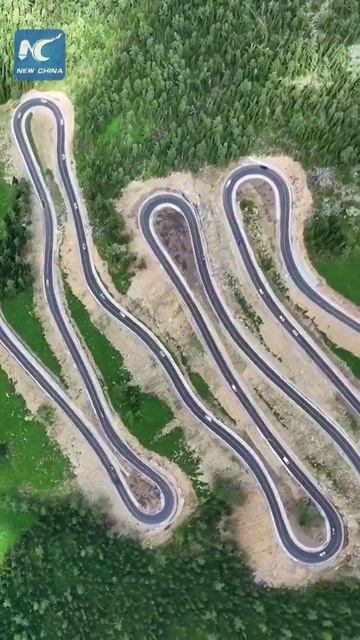🇨🇳 В Китае открыли живописное шоссе через труднодоступные районы Синьцзяна смотреть онлайн