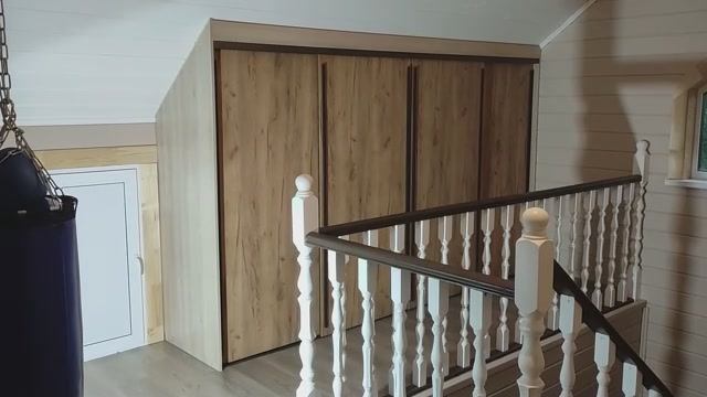 Шкаф купе под скошенную крышу 165. (полная версия с фасадами) смотреть онлайн