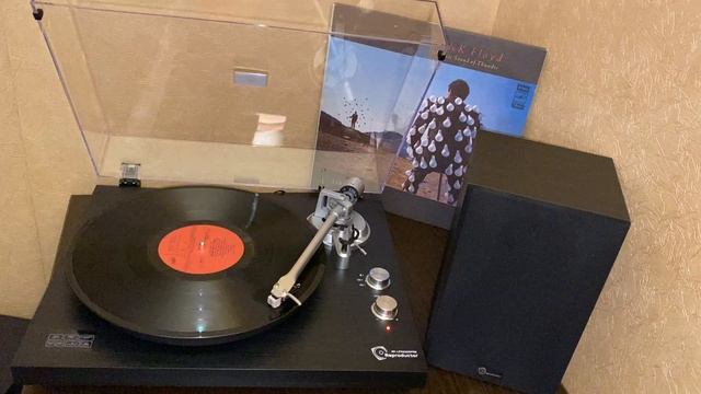 Виниловый проигрыватель #2 смотреть онлайн