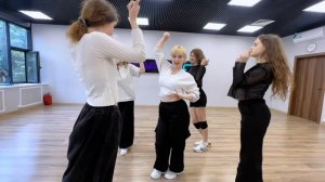 Purple DaiSy "ITZY - kiss & tell" | Света Веселова