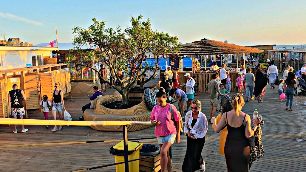 ✅️🌴СИРИУС В НАЧАЛЕ ИЮЛЯ: +25°ТЕПЛА, ИДЕМ НА ОБНОВЛЁННЫЙ ПЛЯЖ 