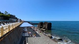 Крым Алушта Центральный пляж сегодня 2 июля 2025. Море и погода в Крыму сейчас. Как выглядит пляж