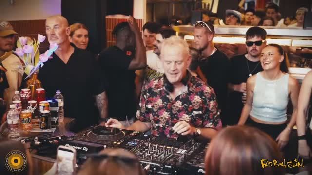 FATBOY SLIM ｜ SS 100 ｜ DJ SET ｜ NORTHERN SOUL CHIP SHOP ｜ MELBOURNE смотреть онлайн