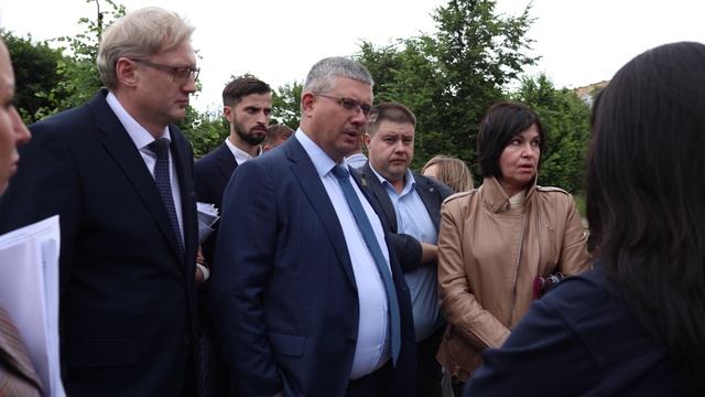 Смоленские власти провели совещание на месте будущего аквапарка смотреть онлайн