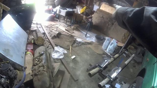 Потек бак на Патриоте.