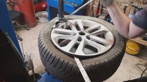 Шиномонтаж RunFlat без третьей руки