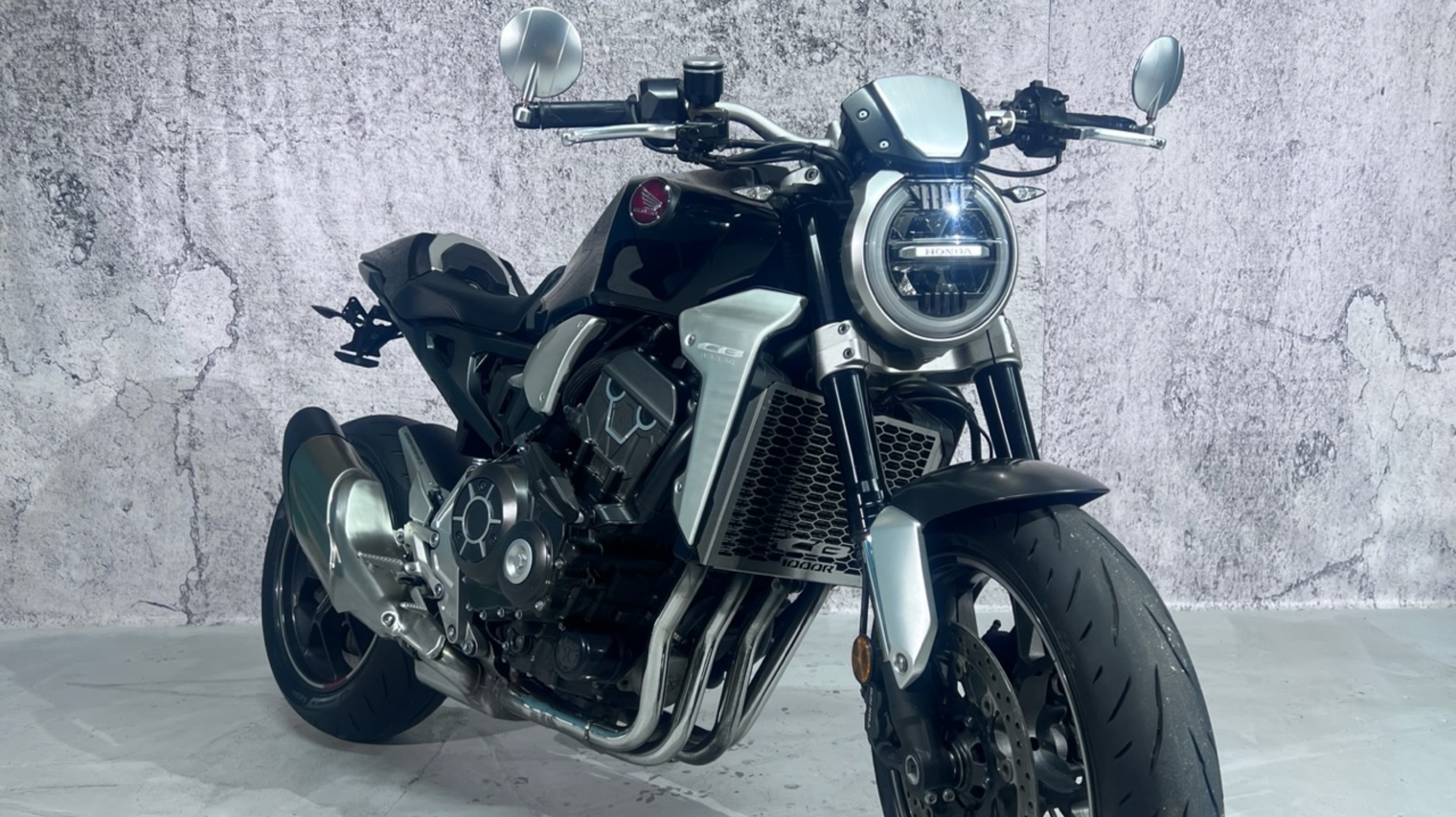 CB1000R