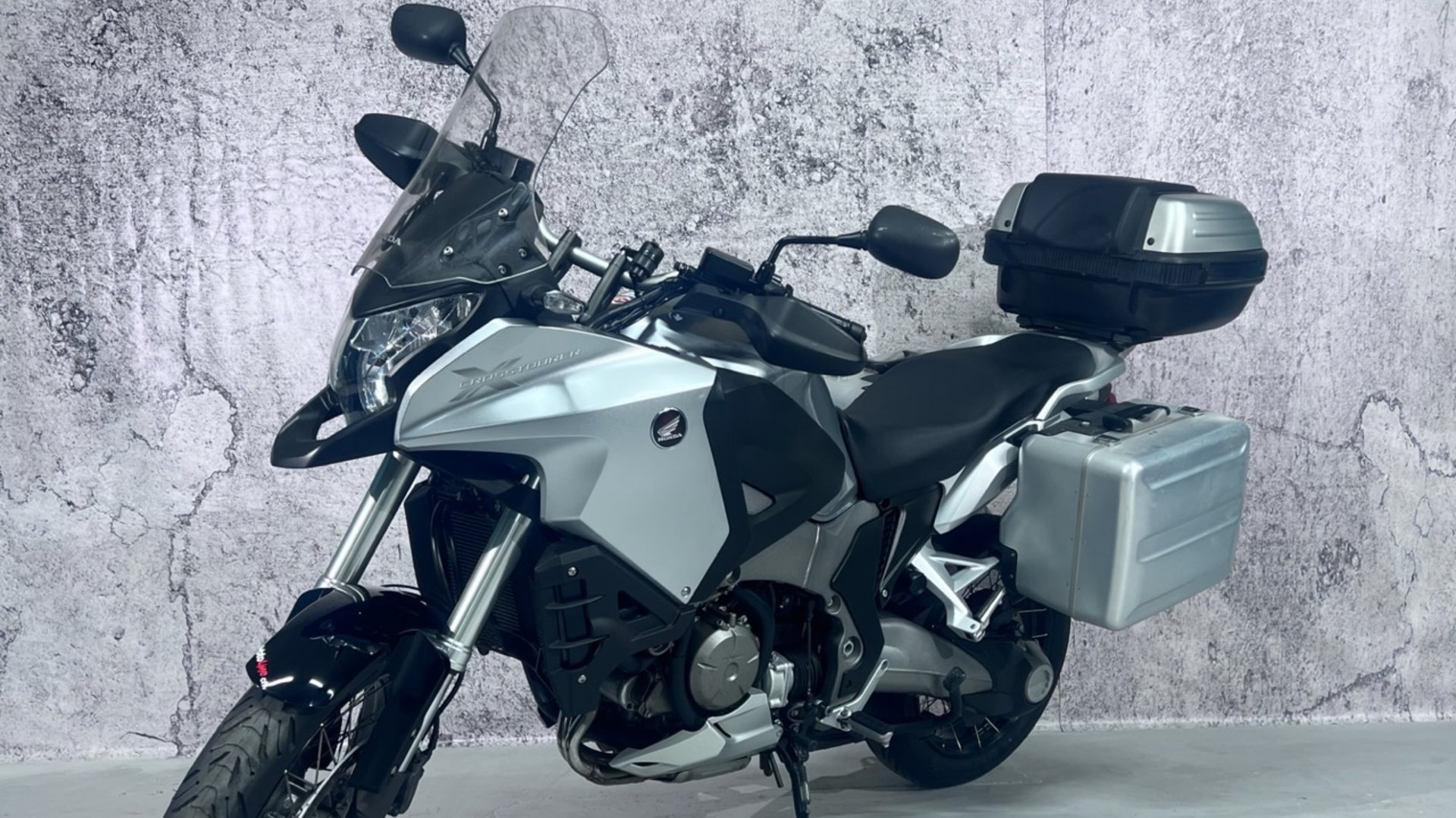 Vfr1200x сер смотреть онлайн