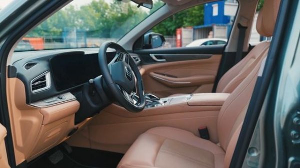 🎯 Evolute i‑Space уделал Haval F7?