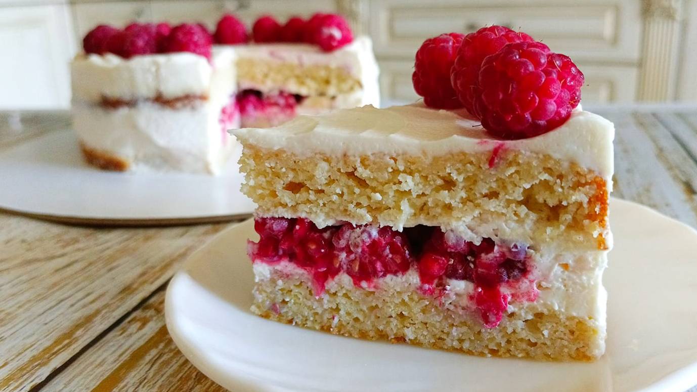 Кето Торт "малина в сметане" из кокосовой муки! Рецепт без глютена. смотреть онлайн