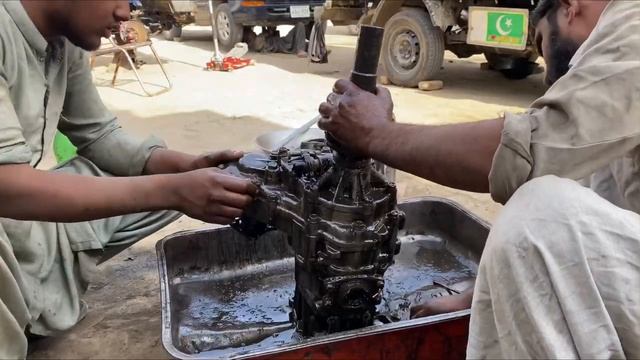 Ремонт коробки Jeep CJ7 смотреть онлайн