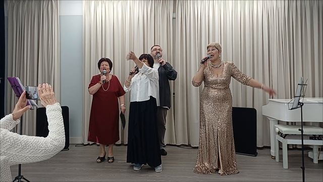 1000118295.mp4 смотреть онлайн