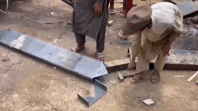 Как отремонтировать сломанное шасси грузовика. Ремонт рамы грузовика. смотреть онлайн