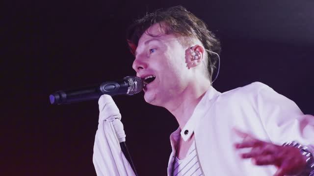 Сергей АРУТЮНОВ, Валерий Сюткин, Иван Воробьев - Я то что надо смотреть онлайн