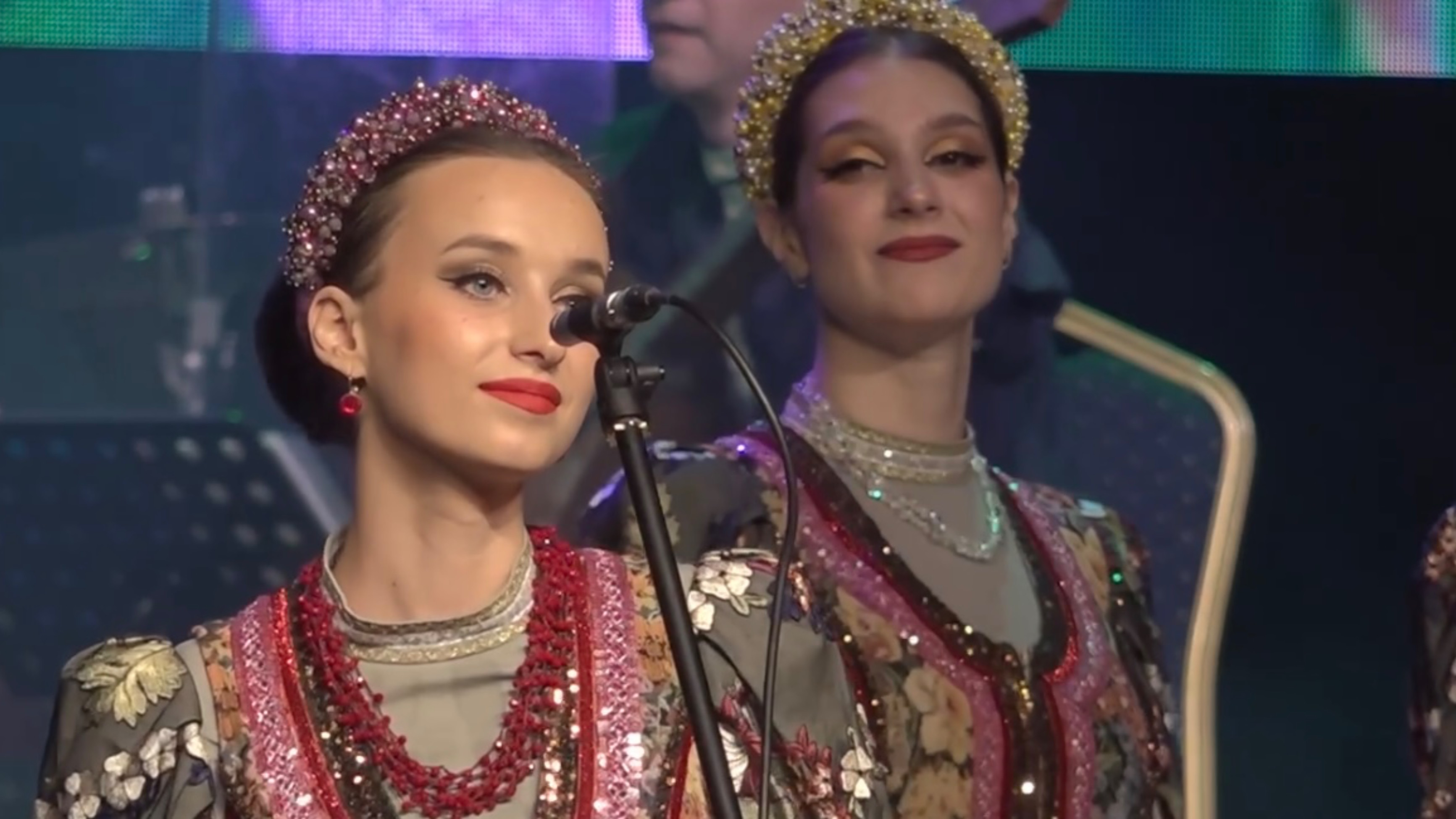 Друзья, у нас сногсшибательная новость!!! Вся информация в описании ⬇️ смотреть онлайн