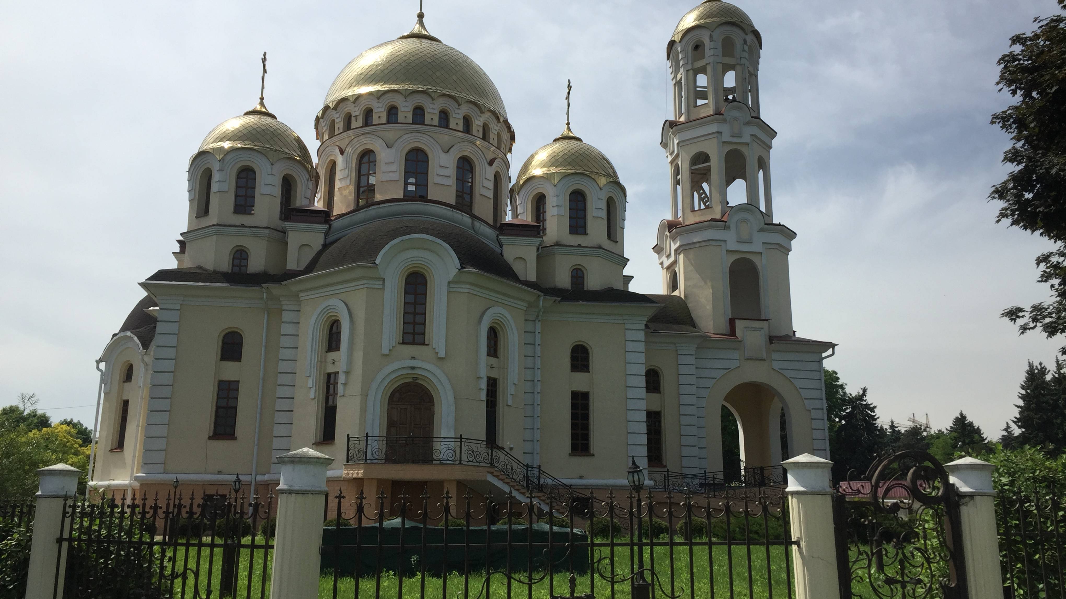 Кафедральный собор Марии Магдалины в Нальчике. Кабардино-Балкария смотреть онлайн