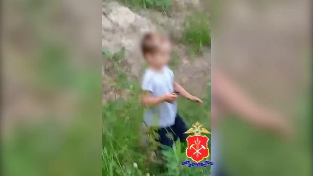 В Междуреченске сотрудники уголовного розыска в кратчайшие сроки нашли пропавшего ребенка смотреть онлайн