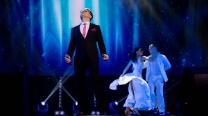 Вокальная группа ViVA (Филипп Черкасов) - Белым Снегом