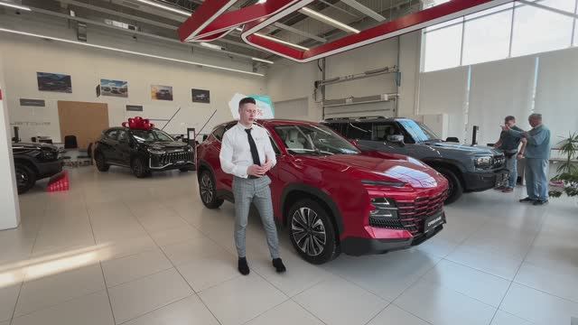 JETOUR DASHING 1.5 ELITE в красном цвете на белом салоне