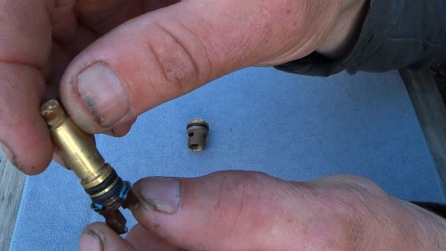 Самый простой ремонт кранбуксы.