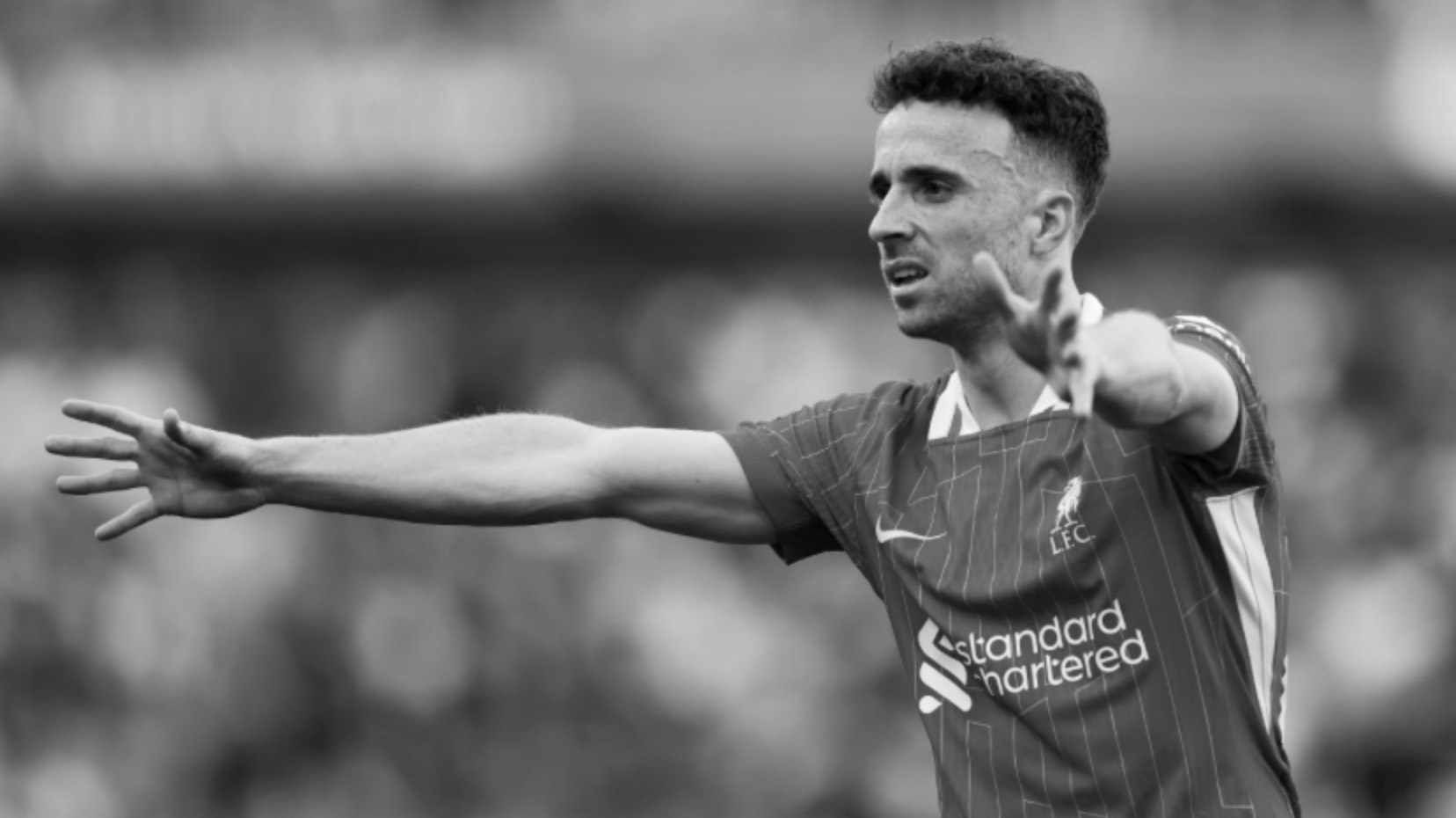 Футболист «Ливерпуля» Диогу Жота погиб в автокатастрофе.