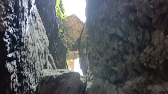 Салтинский водопад смотреть онлайн