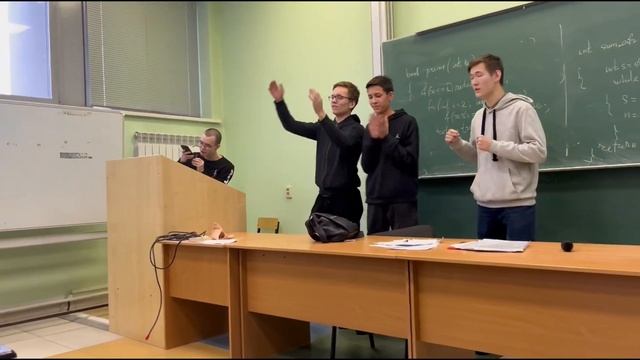 Новогодний кураторский час на 1 курсе ПМИ КФУ 20 декабря 2023