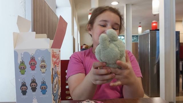 открываю 1 часть лабубу