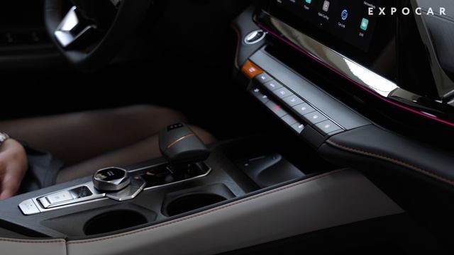 Changan UNI V смотреть онлайн