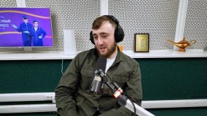 Султан Лагучев о треке «Подмосковная рыжая львица», клипе и жизни в Москве | «Восточный экспресс»
