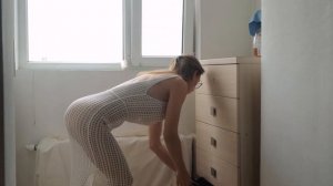 ❤️ Transparent windowsill and dresser cleaning with Tina in a dress