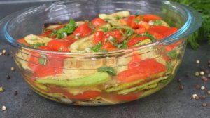 Половина урожая кабачков у нас съедается в виде такой закуски: и гарнир, и на бутерброд, просто так