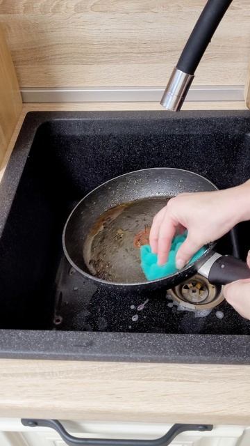 Нет горячей воды? Как легко помыть посуду! #посуда смотреть онлайн