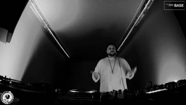 Ksky @ CONTAINER RADIO