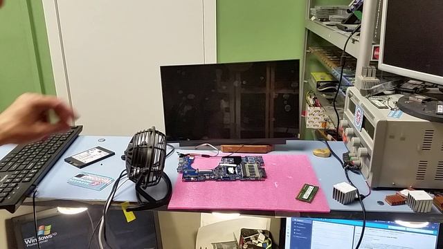 Матплата Asus UX303LA заказ 19063 - контрольный запуск. смотреть онлайн