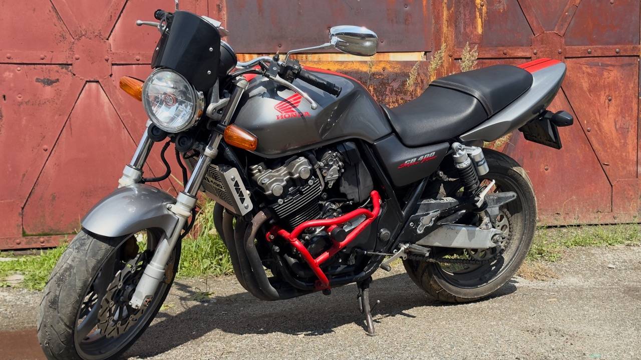 Honda CB 400 SFV 2001г