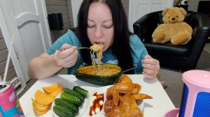 МУКБАНГ ASMR Чан Рамен Крылья Варено-копченые Чипсы Огурчики Напиток Бубль гум