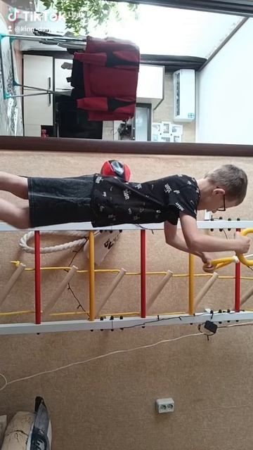 БЫВАЕТ смотреть онлайн