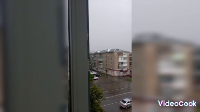 самый сильный дождь с градом, смотрите сейчас.