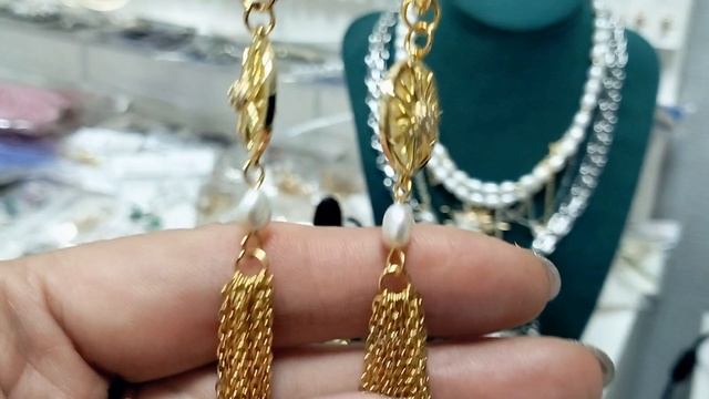 Эксклюзивные Серьги и Комплекты Роскошь и Стиль в Каждом Аксессуаре!
Заказ на ватсап +79083191849 смотреть онлайн