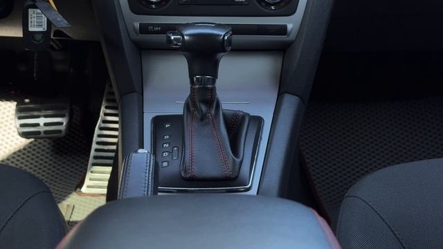 Skoda Octavia II (A5) Рестайлинг, 2012 смотреть онлайн
