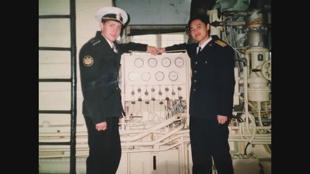 Our Last Night - Radioactive смотреть онлайн