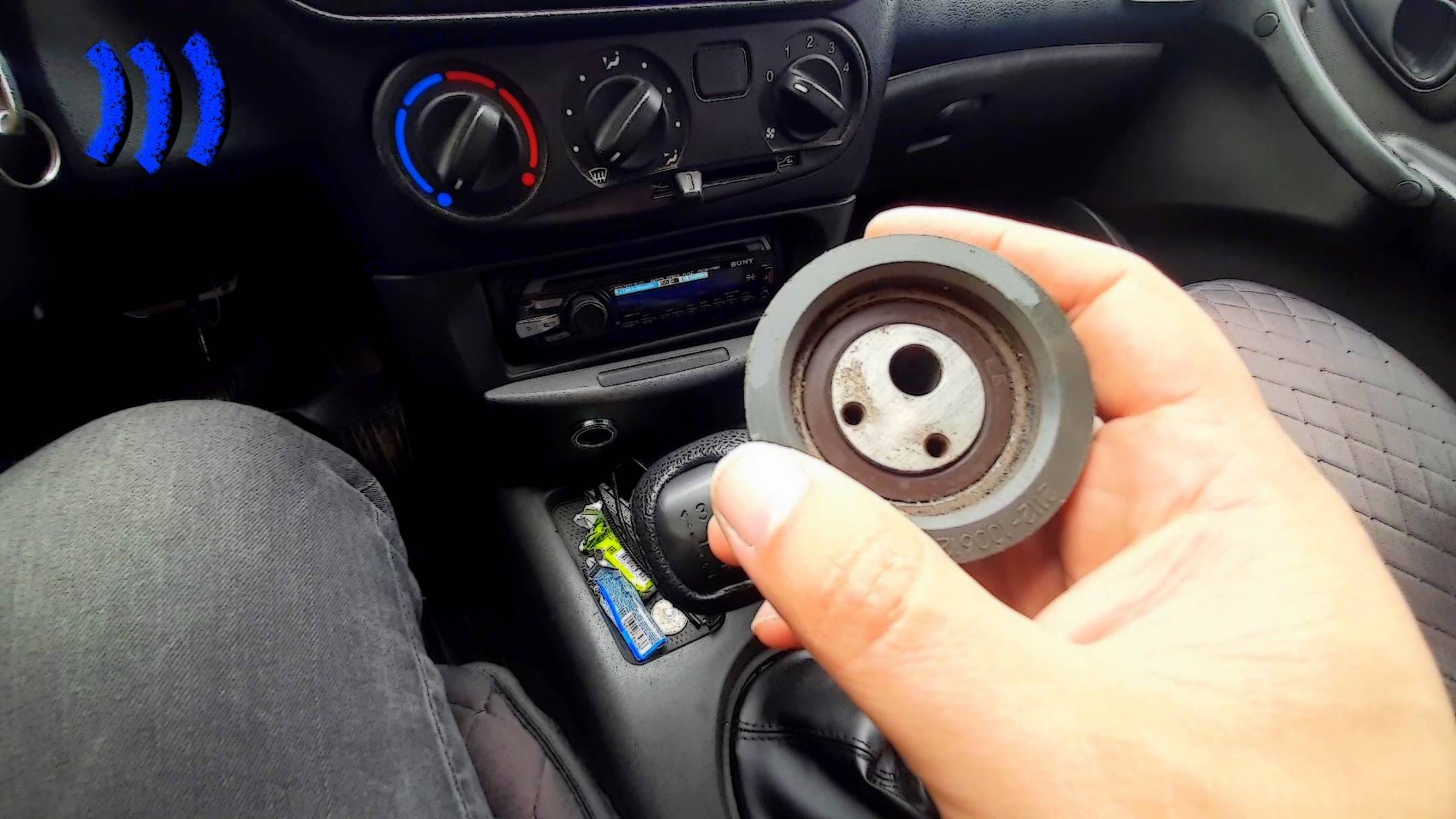 Почему ремень ГРМ сползает и почему начинает стираться?